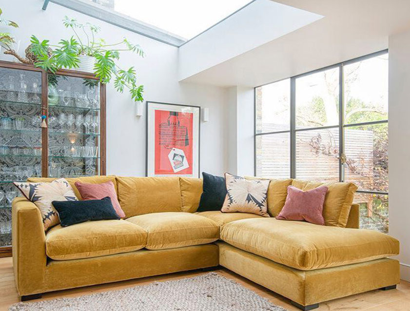 Wadenhoe LHF Corner Sofa in Omega Velvet Brass